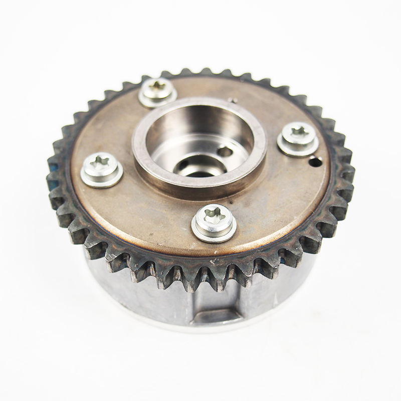 The camshaft phase regulator is an important part of the engine's valve timing system.